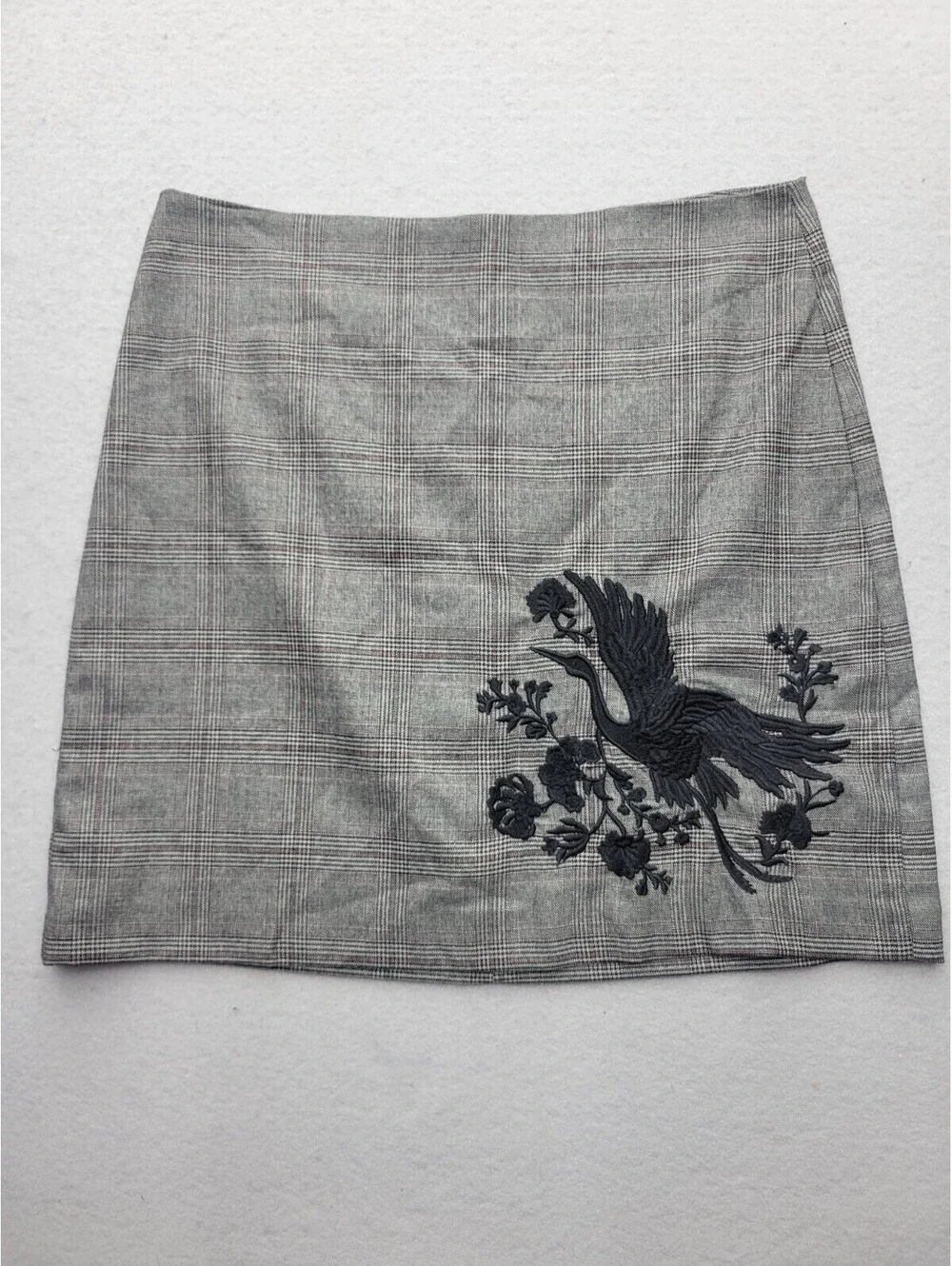 LOFT Outlet Women's Skirt Size 10 Gray Mini Knit Plaid